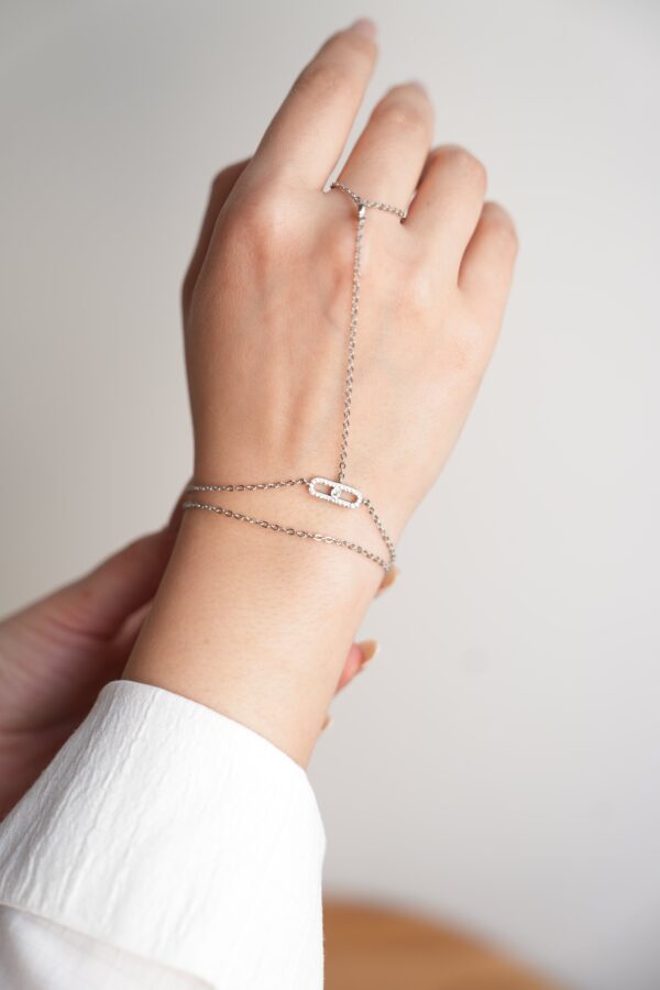 Pirinç Gümüş Renk Zirkon Taşlı Model Kadın Şahmeran