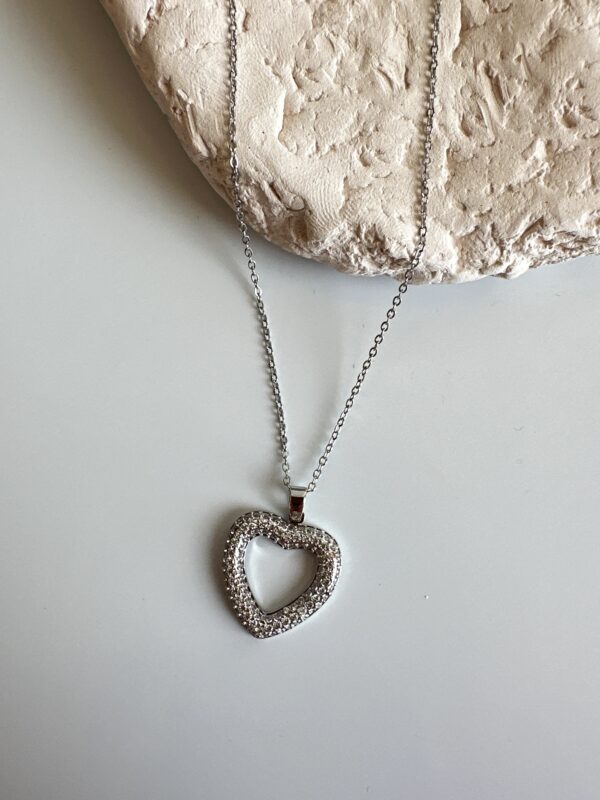 Zirkon Taş Kaplam Gümüş Rengi Kalp Detaylı Kolye