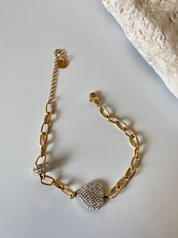 Kalp Detaylı Zirkon Taşlı Çelik Gold Bileklik