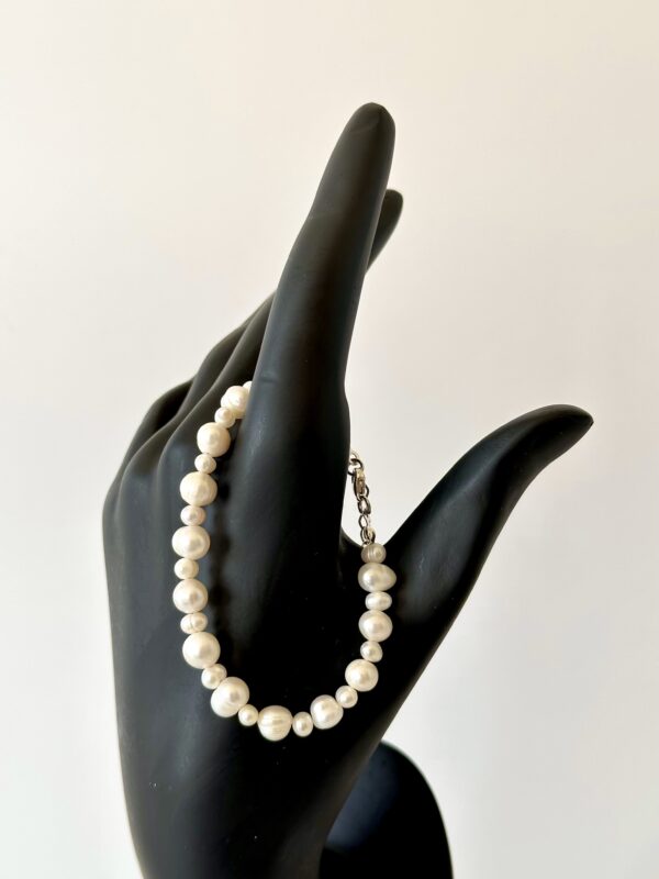 Gümüş Materyal ile Tasarlanmış Gerçek Tatlı Su İncisi Bileklik