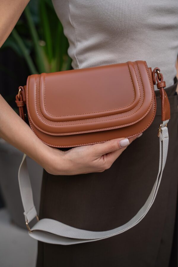 Kanvas Askılı Çapraz Çanta - Taba