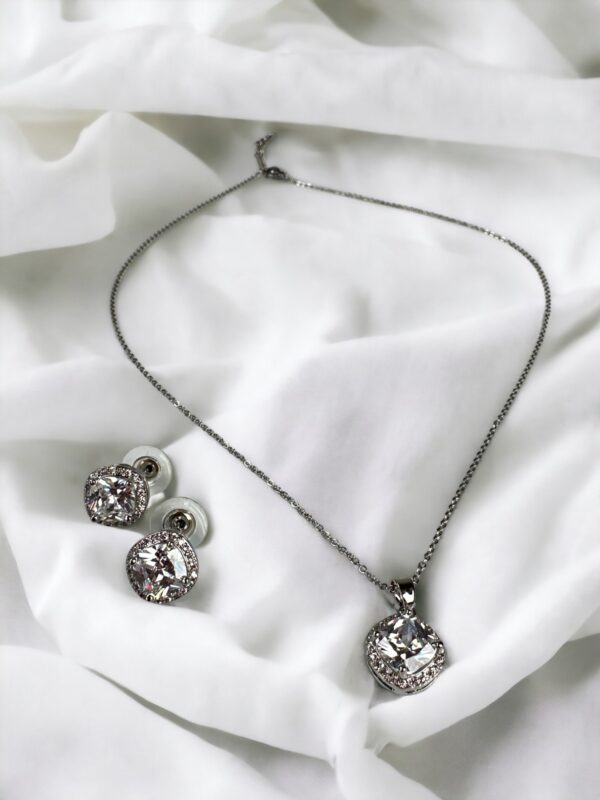 Grace Kolye Küpe Set