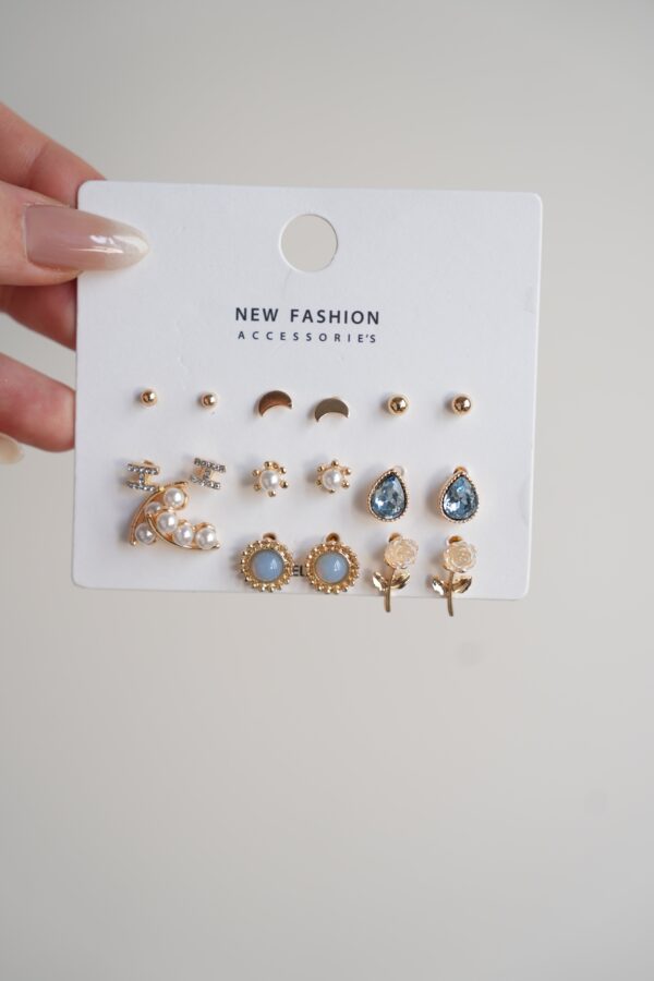 Pirinç Gold Renk Damla Zirkon Taşlı İnci Detay 9 Çift Kadın Küpe Set