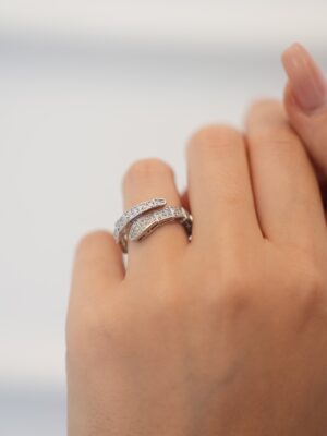 VIP Seri Gümüş Renk Yılan Model Kadın Yüzük