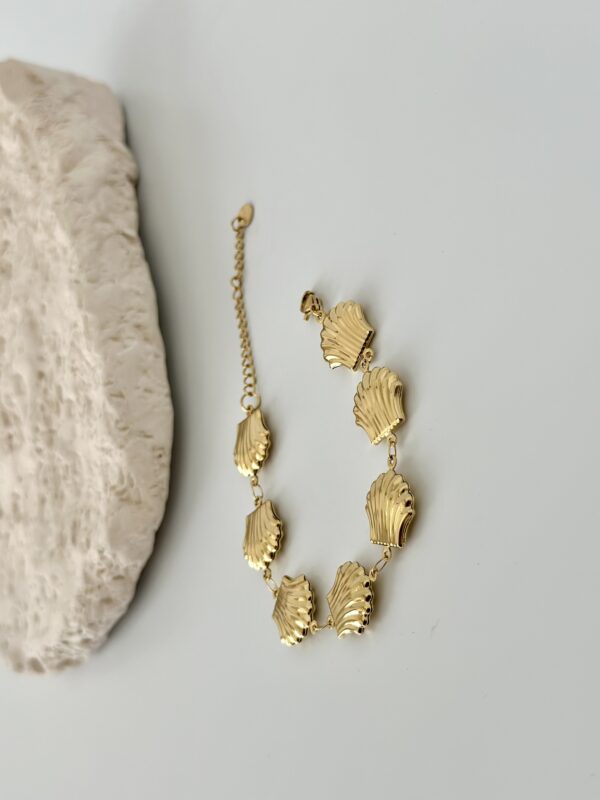 İstiridye Detaylı Çelik Bileklik