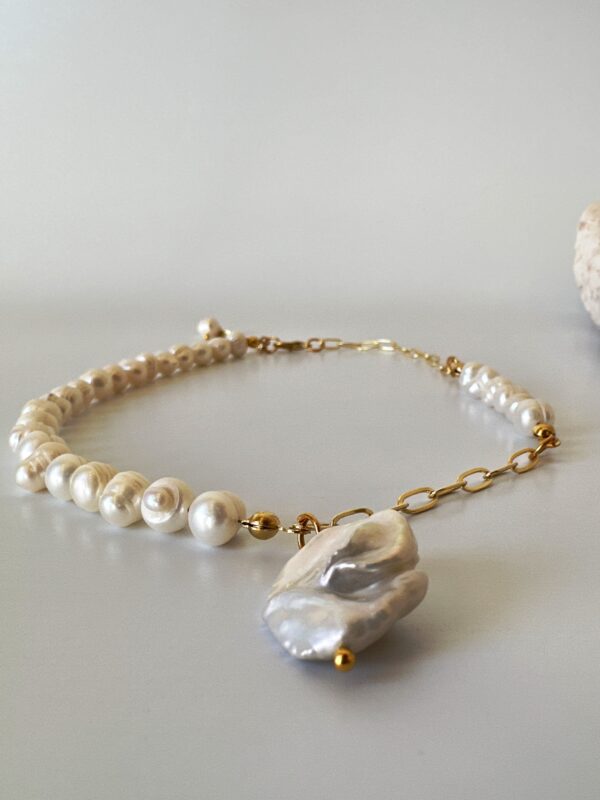 Barok İnci Detaylı 24K Altın Kaplama Zincir Detaylı İnci Kolye