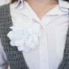 Beyaz Gül Model İğneli Broş