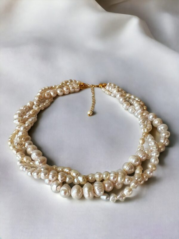 Karen Sarmal İnci Kolye