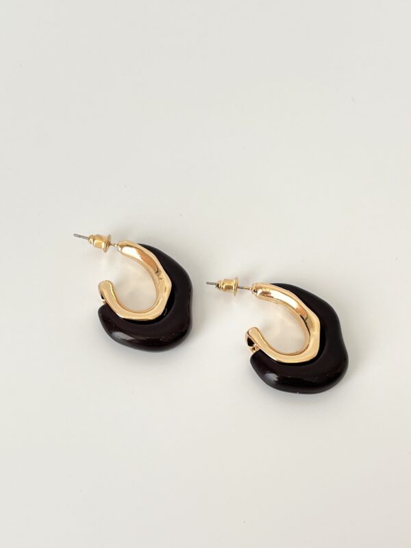 Siyah Tasarım Küpe