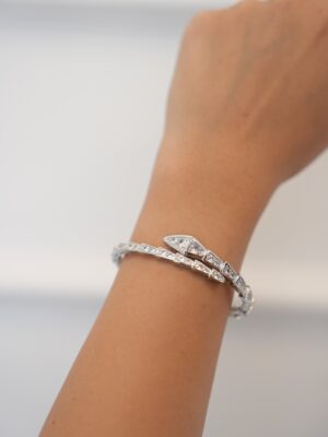 VIP Seri Yılan Model Gümüş Renk Kadın Kelepçe Bileklik