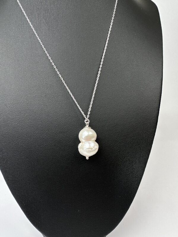 Gerçek İnci Detaylı Gümüş Kolye