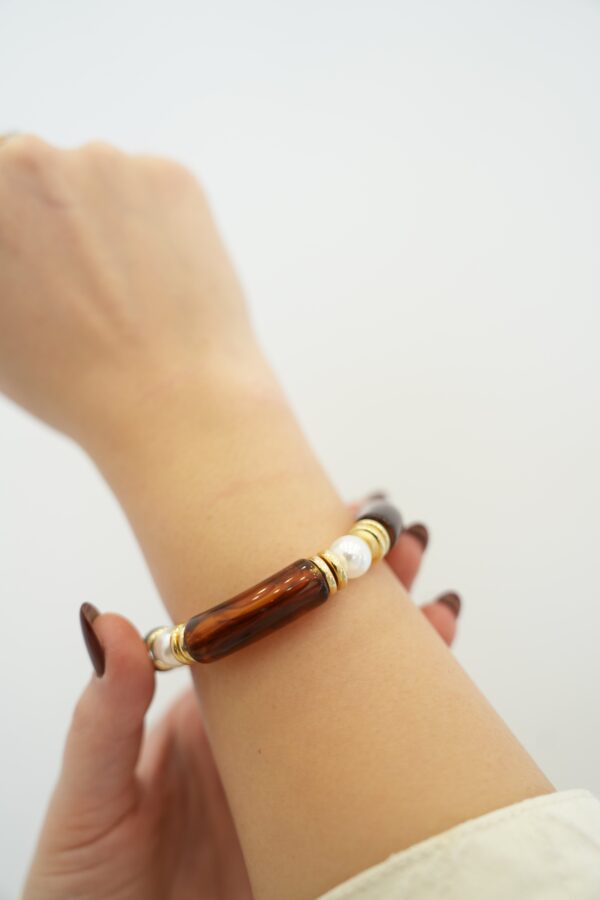 İnci Detaylı Kahverengi Esnek Bileklik