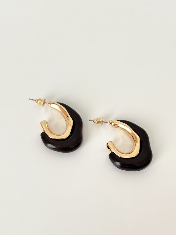 Siyah Tasarım Küpe