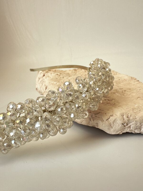 Kristal Boncuk Detaylı Gelin Saç Aksesuarı