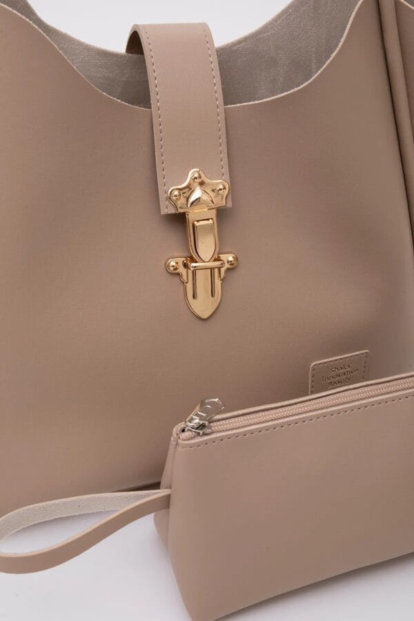 Suni Deri Kilit Detaylı Makyaj Çantalı El Kol Ve Omuz Çantası