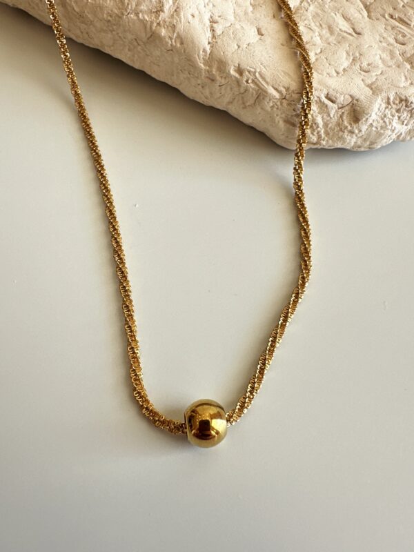 Çelik Top Detaylı Vip Kolye