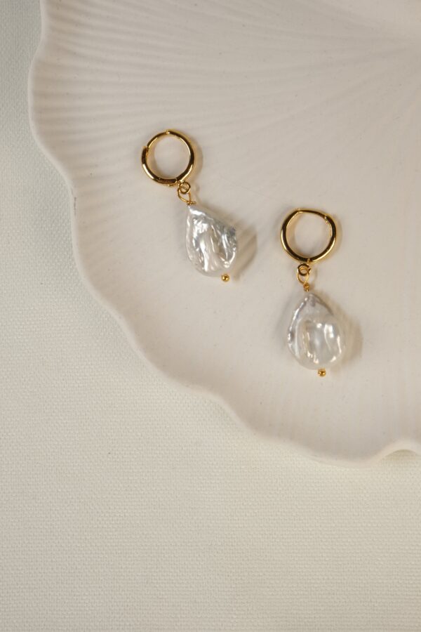 Pirinç Üzeri Altın Kaplama Gerçek İnci Küpe