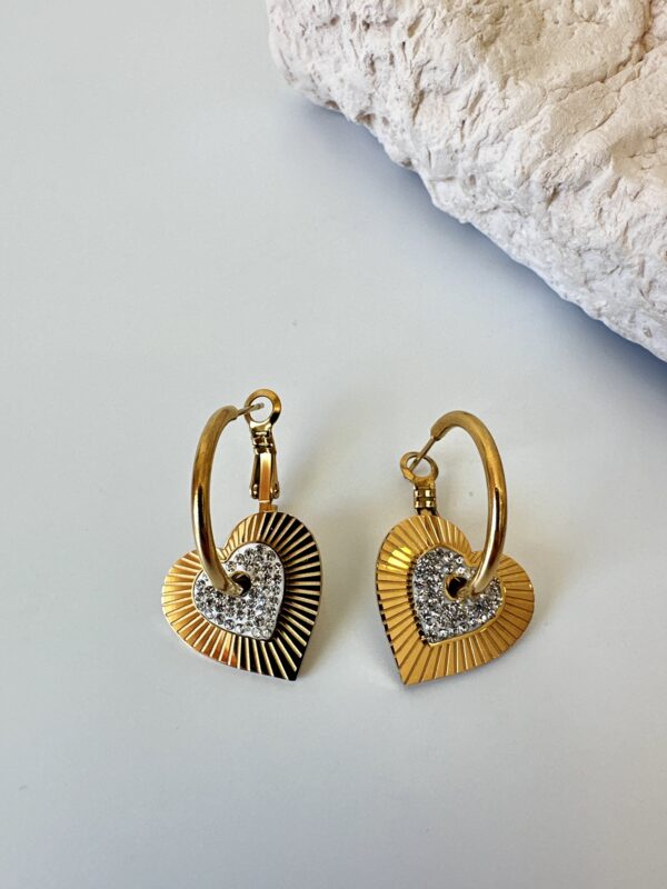 Zirkon Taş Detaylı Kalp Model Vip Küpe