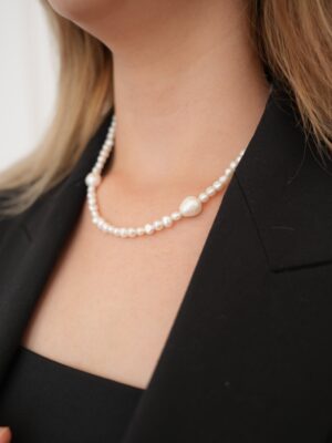 f95b5700536f49228b3e379669f12754-1.jpg Damla İnci Detaylı Vip Gerçek İnci Kolye