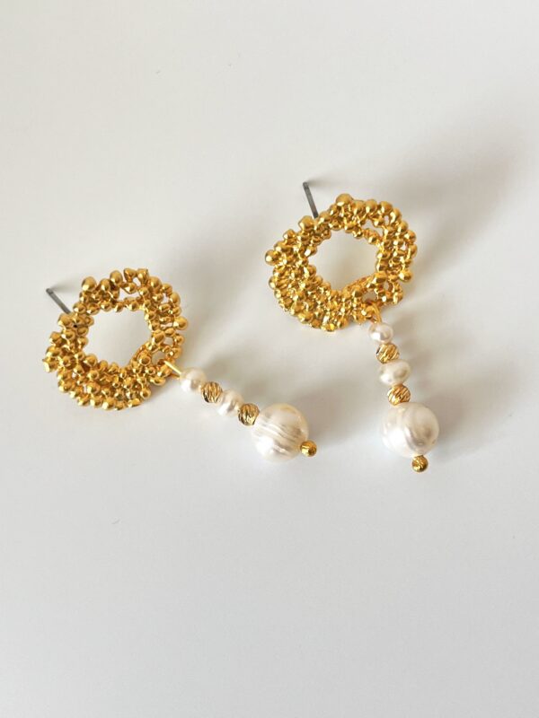 Pirinç Üzeri Mat Altın Kaplama İnci Küpe