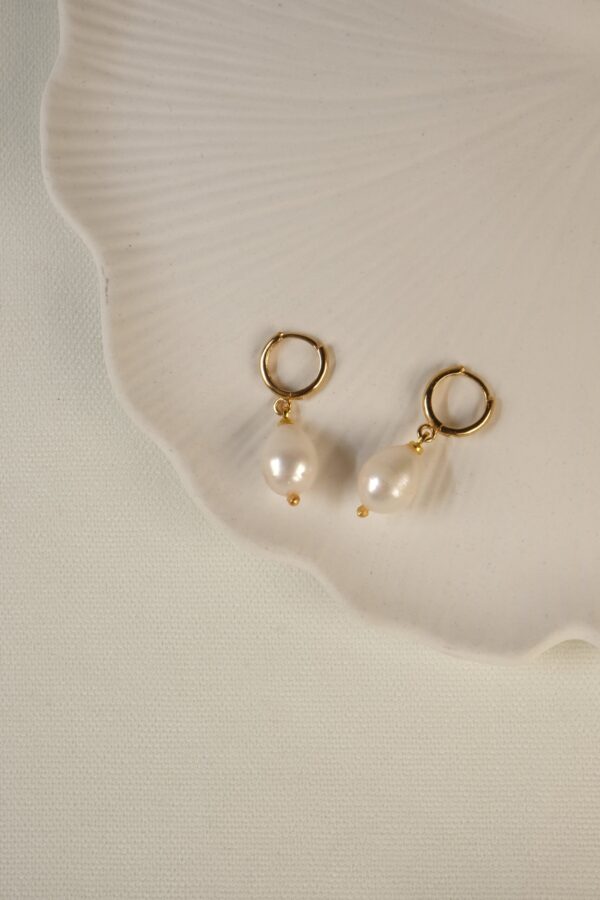 Gerçek İnci Detaylı 14K Altın Kaplama Küpe (Tasarım)