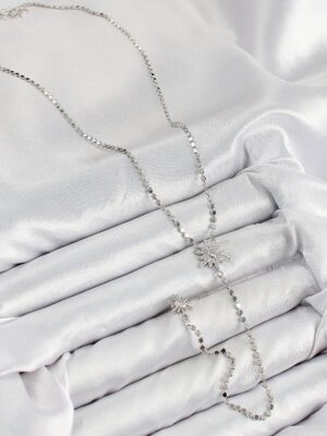 0da5cdfd771cb8a16a29556a48fae5e7.jpg Pirinç Zirkon Taşlı Ezme Zincirli Kutup Yıldızı Model Gümüş Renk Y Kolye