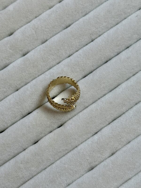 Yaprak Model Ayarlanabilir Gold Kadın Yüzük