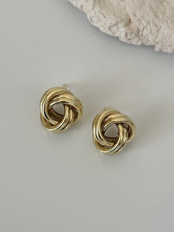 Gold Renk Örgü/Düğüm Form Vintage Esintili Kadın Küpe