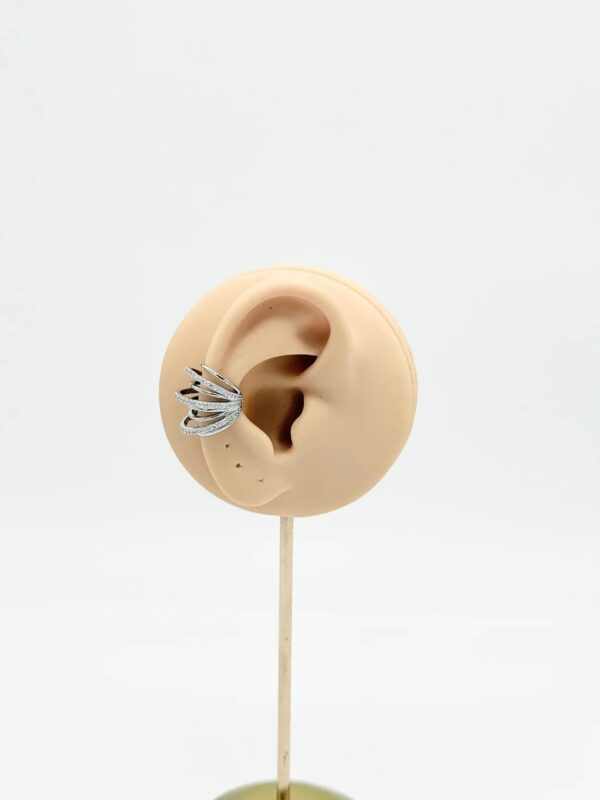 Zirkon Taş Detaylı Gümüş Kıkırdak Küpe – Deliksiz Ear Cuff